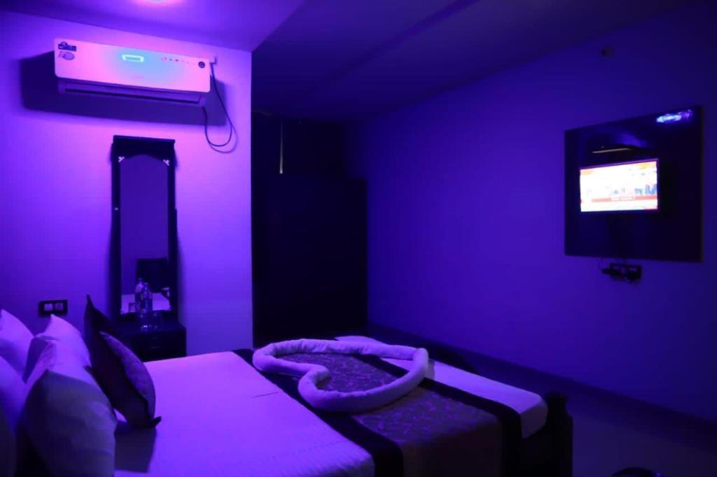 Отель Megha Residency Haveri Экстерьер фото